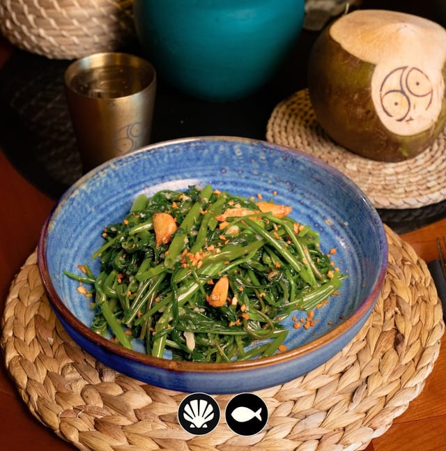 Water Spinach With Garlic / Rau Muống Xào Tỏi.